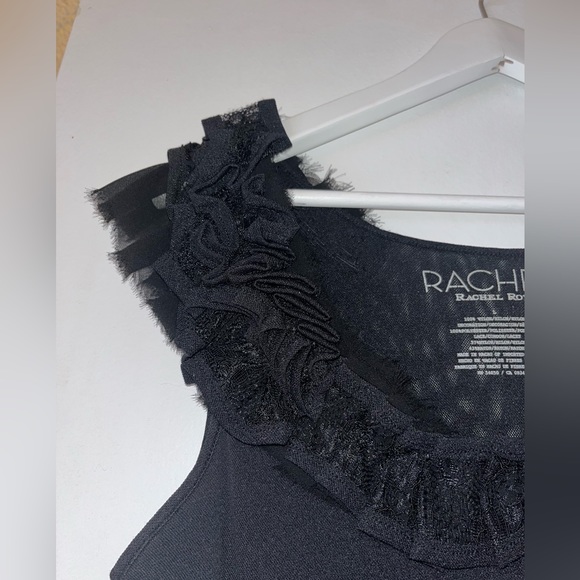 Pretty black top - Picture 5 of 5